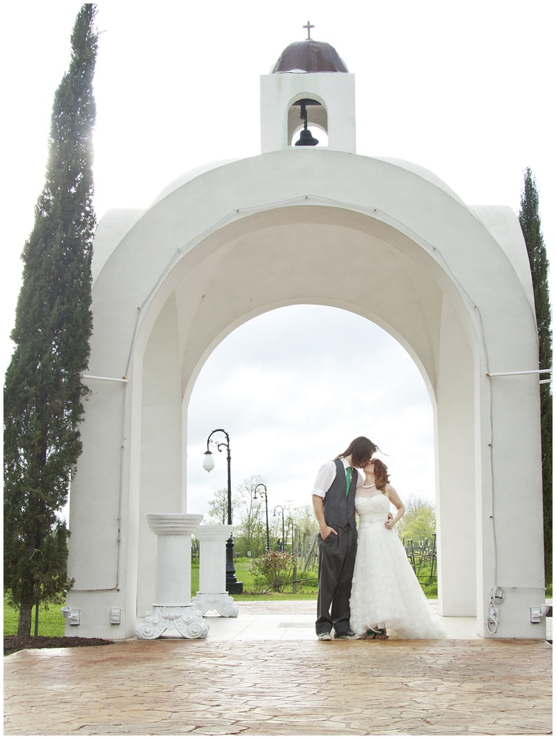 Haak Winery, Santa Fe Texas, Galveston wedding photographer, St. Patrick's Day, wedding, green,