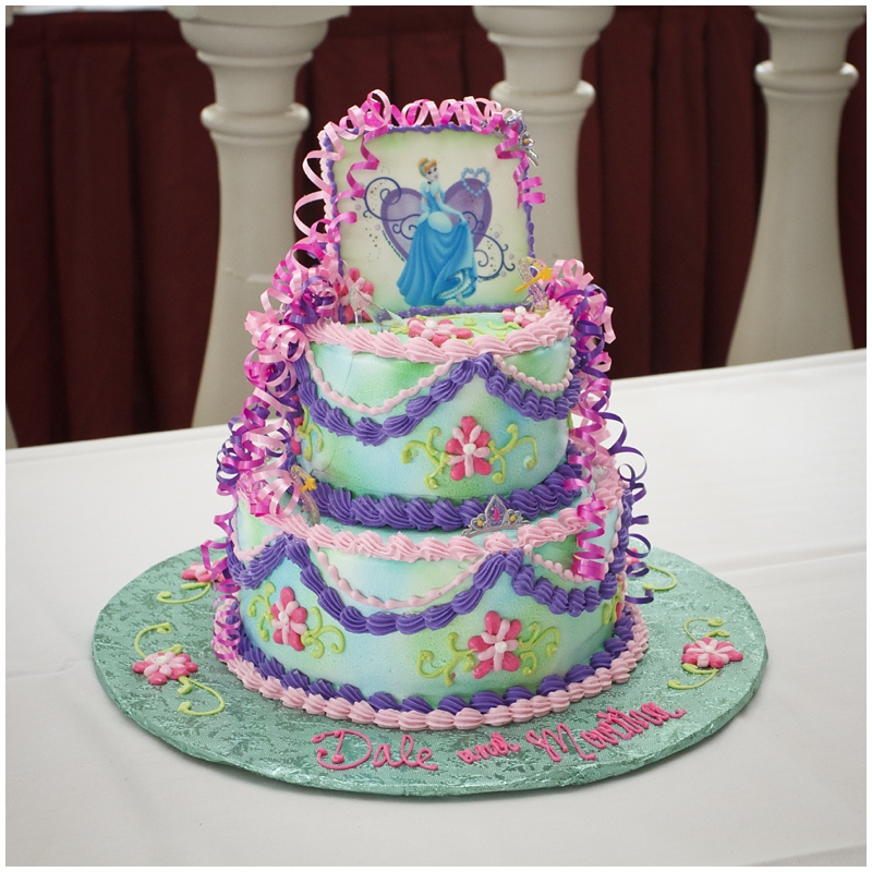 Enchantment Banquet Hall, Shelby Township Michigan, Sweetheart Bakery, Cinderella wedding cake, Disney wedding