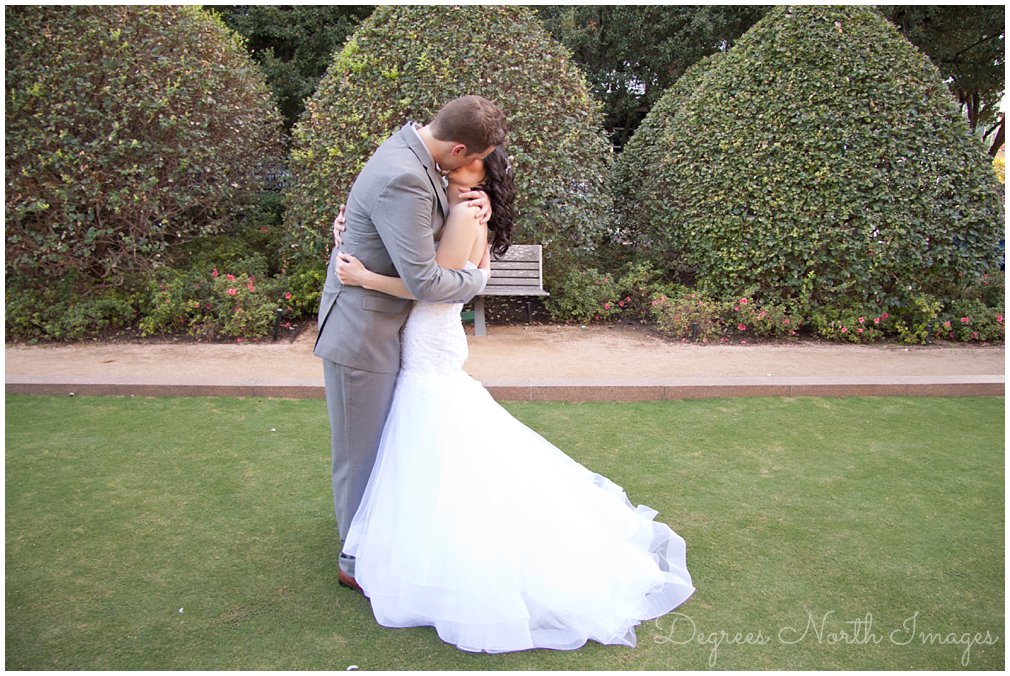 Wedding at The Grove Houston by Degrees North Images