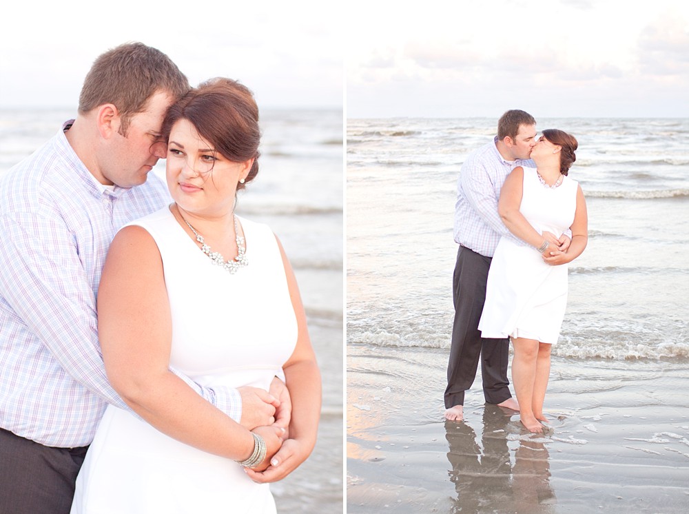 Texas elopement in Beachtown on Galveston Island