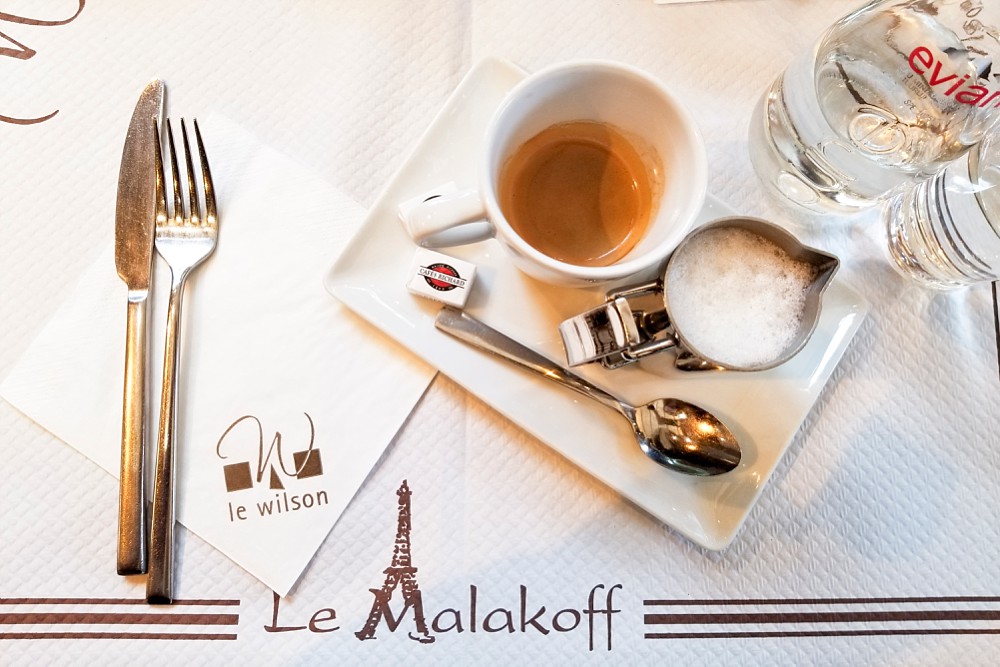 Breakfast at Le Wilson near the Eiffel Tower