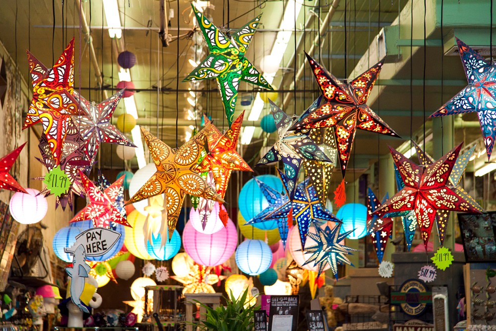 Paper star lanterns at a souvenir shop in Galvston