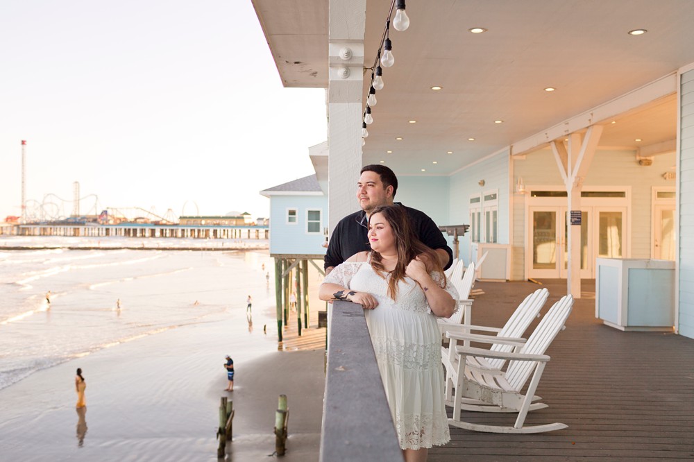 Couple on the porch at Murdochs in Galveston